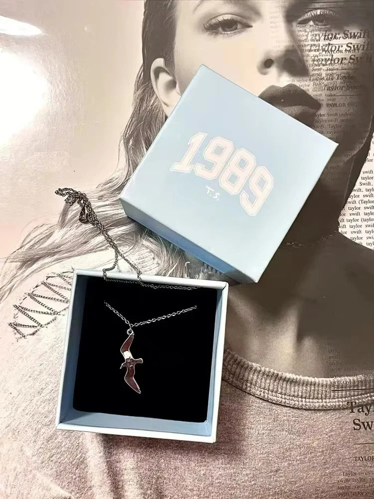 Fashion Star Taylor Swift 1989 Seagull Clavicle Necklace Sea Bird Charm Fine Necklace Simple Jewelry Accessories Gift